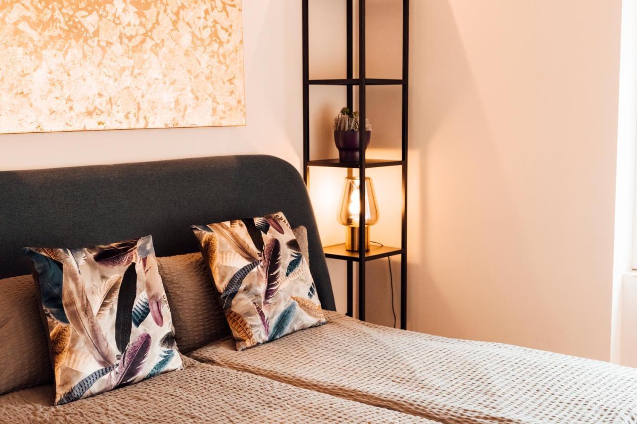Stay At Smilla - Boutique Apartments Mit Kueche - Parken - Klima - Netflix - Waschmaschine Wiesbaden Exterior foto